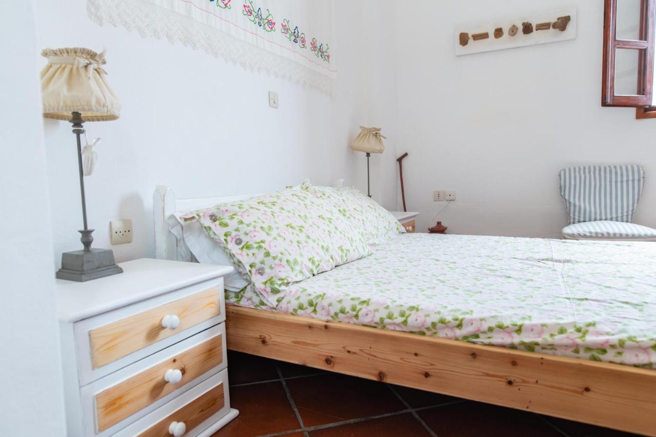 קפלוס Ficus Traditional Apartments מראה חיצוני תמונה