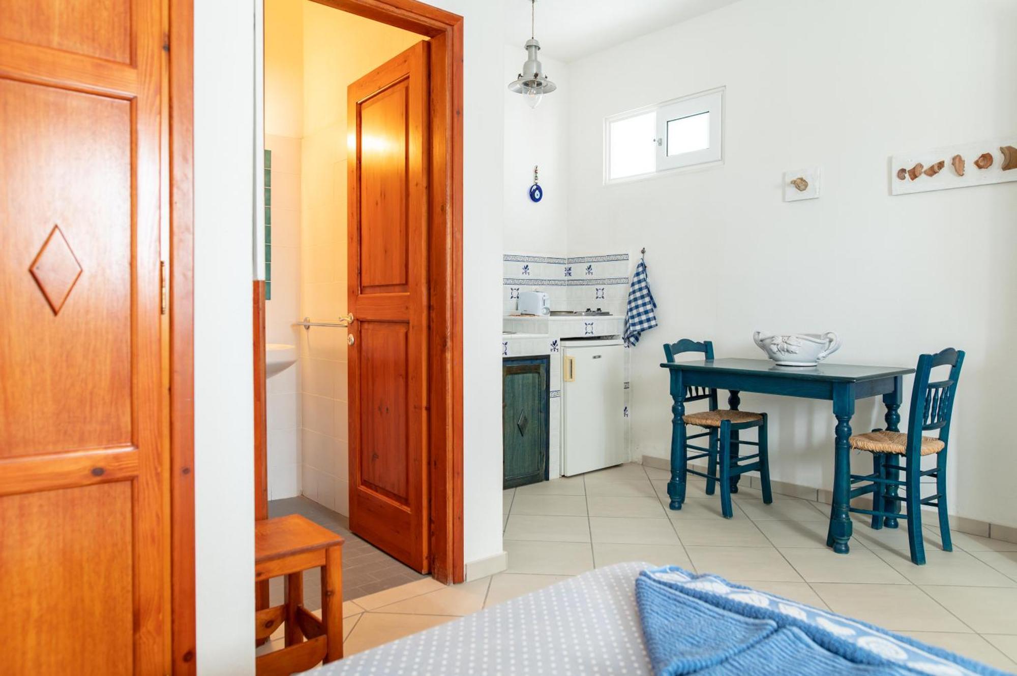 קפלוס Ficus Traditional Apartments מראה חיצוני תמונה